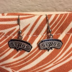 San Antonio Spurs NBA basketball earrings! Cute!